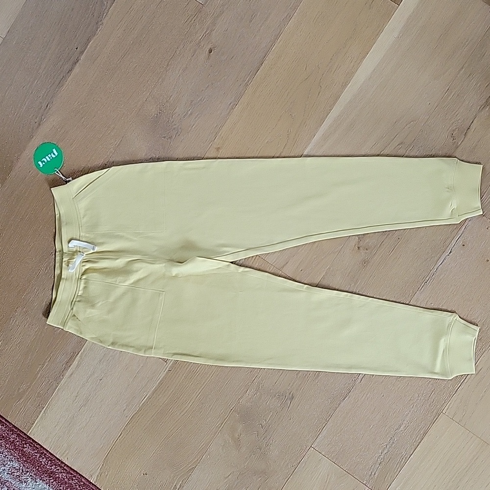 Pact girl jogger
